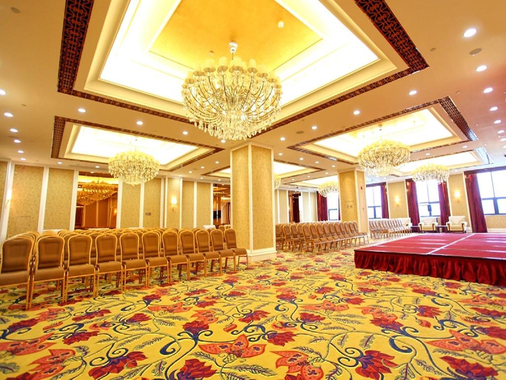 Wyndham Grand Plaza Royale Palace Thành Đô Ngoại thất bức ảnh