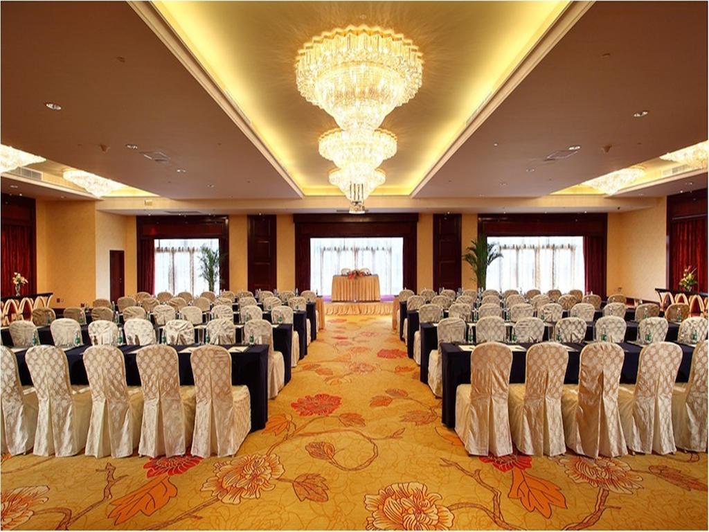 Wyndham Grand Plaza Royale Palace Thành Đô Ngoại thất bức ảnh
